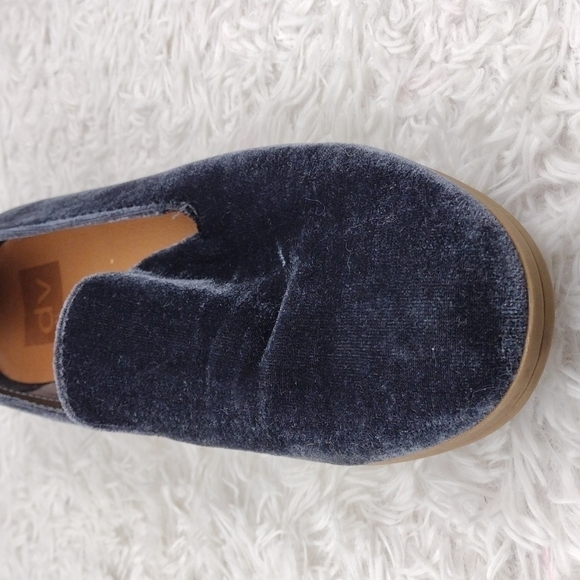 DV Blue Velvet Upper Closed Almond Toe Low Stacked Heel Casual Loafer Shoe - Picture 12 of 15